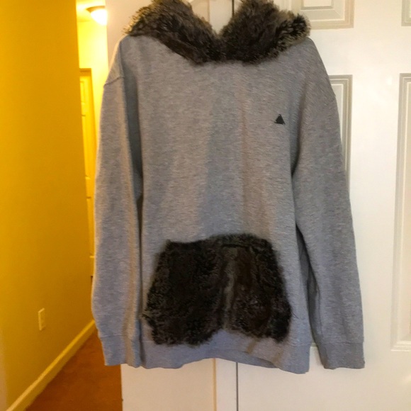 Rise as 1NE super comfy hoodie with faux fur hood and front pocket - Picture 1 of 2